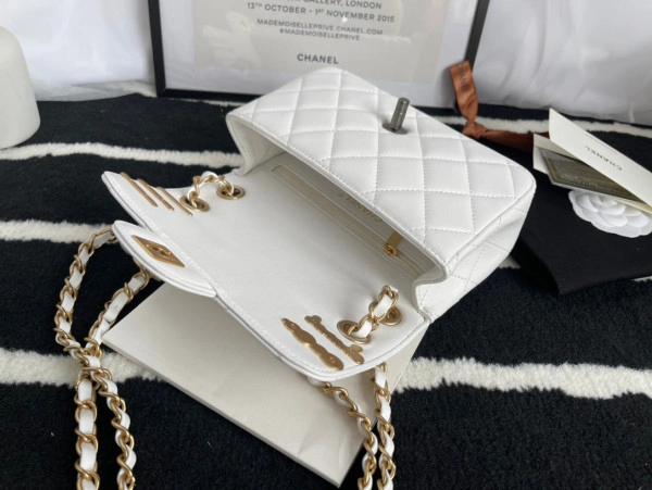 Affordable CHANEL FLAP BAG 613 - Image 10