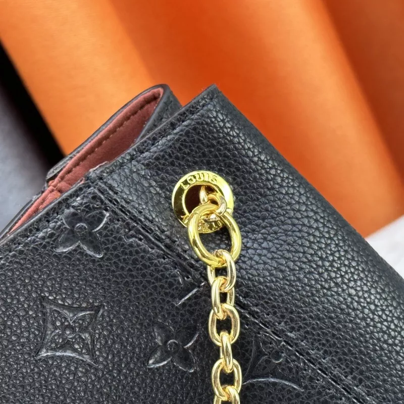 Affordable 1783 Louis Vuitton AAA Quality Messenger Bags For Women - Image 7