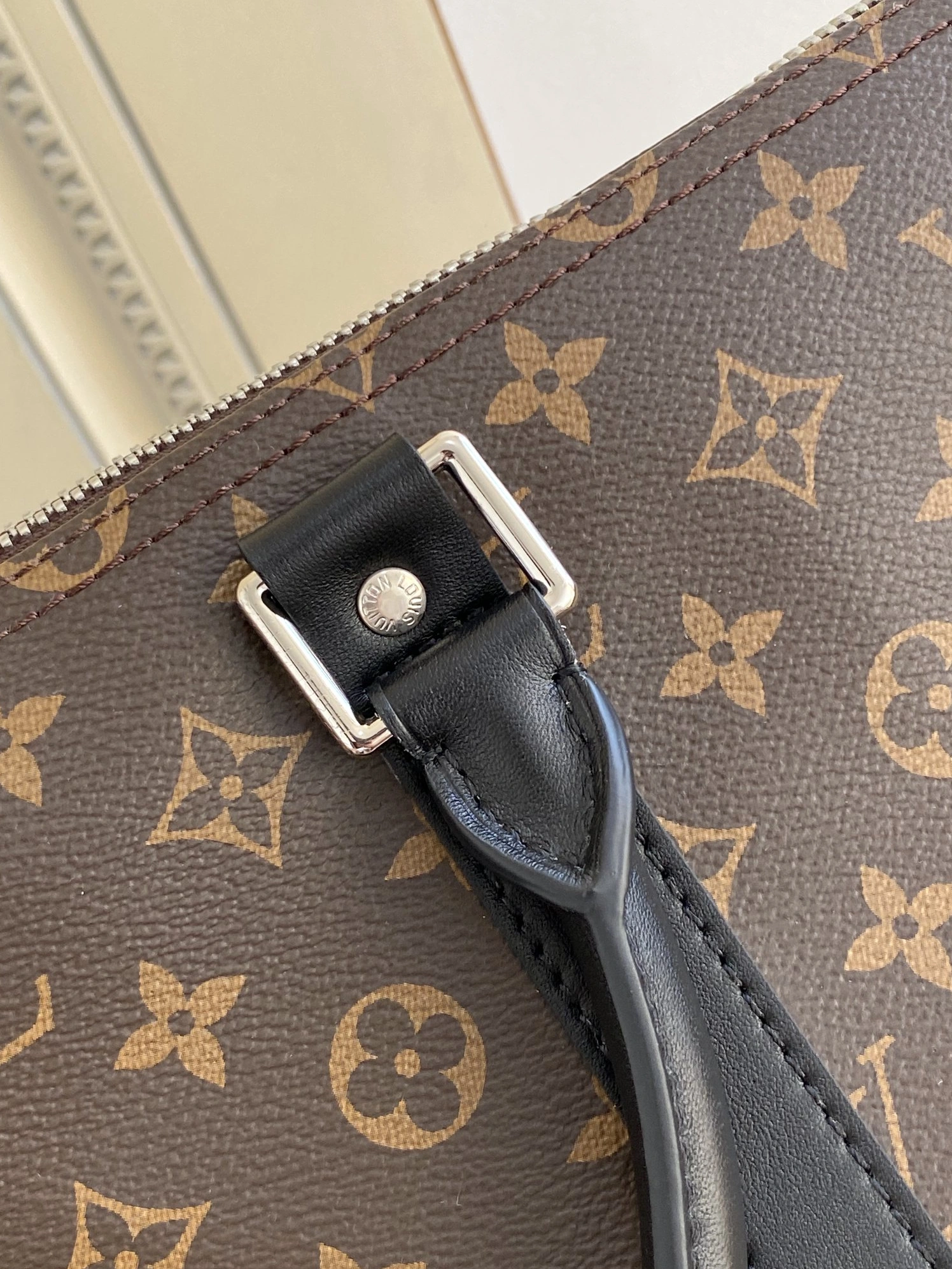 Affordable 3937 Louis Vuitton Travel Bags - Image 6