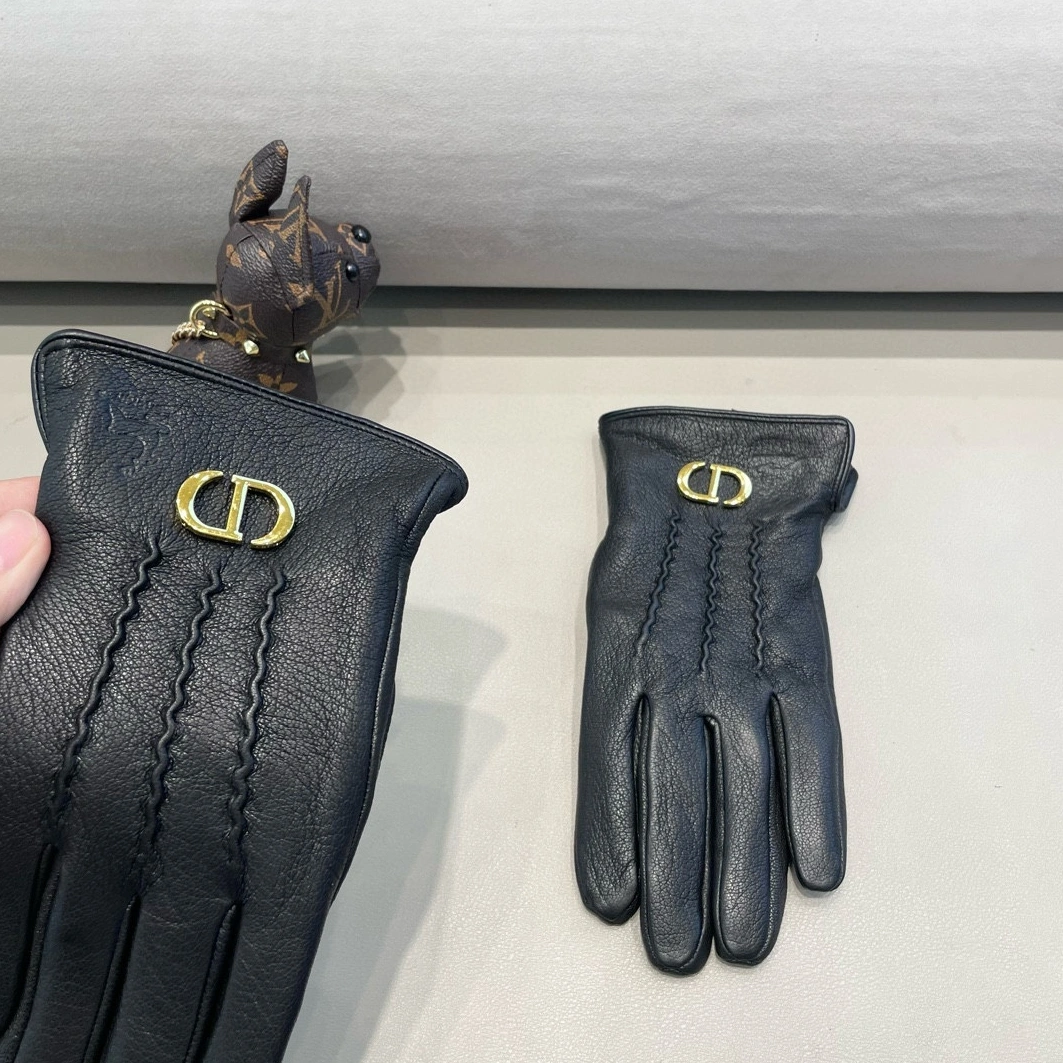 Affordable 9550 Christian Dior Gloves For Men - Image 4