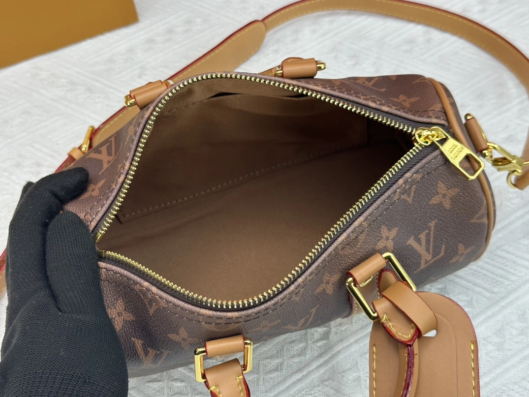 AllSeason 152 Louis Vuitton AAA Quality Handbags For Women - Image 7