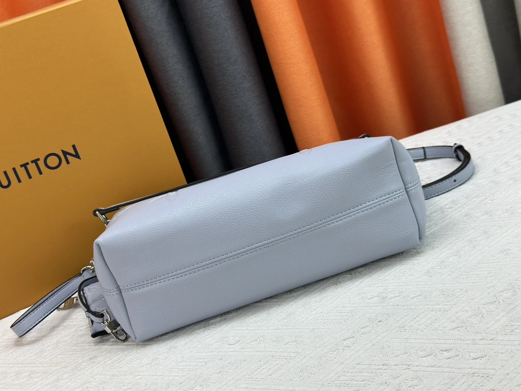 AllSeason 411 Louis Vuitton AAA Quality Shoulder Bags For Women - Image 5