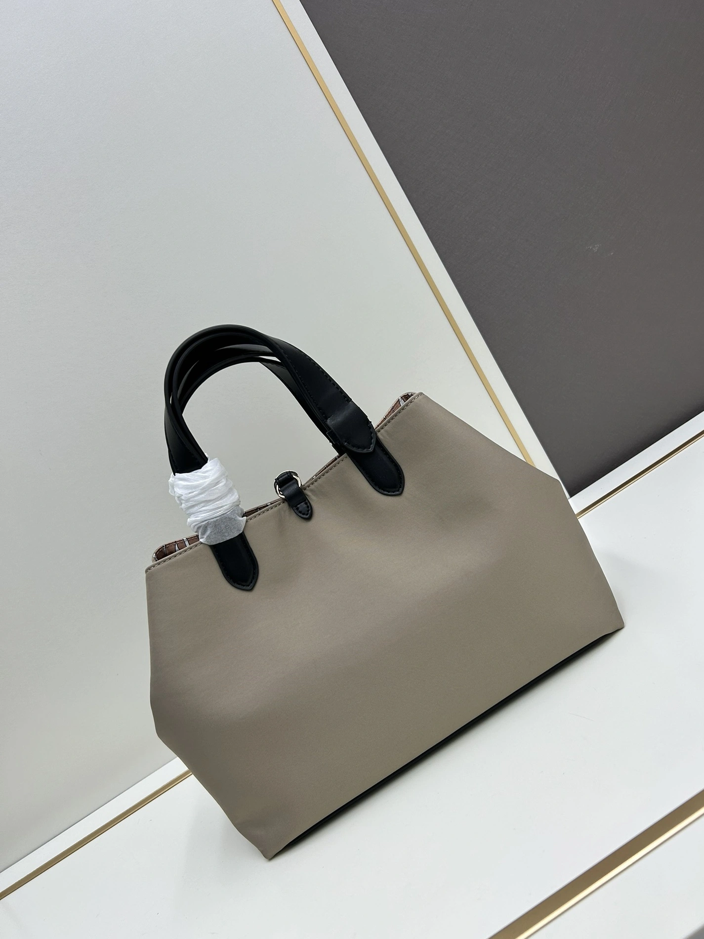 AllSeason 514 Christian Dior AAA Quality Handbags For Women - Image 3