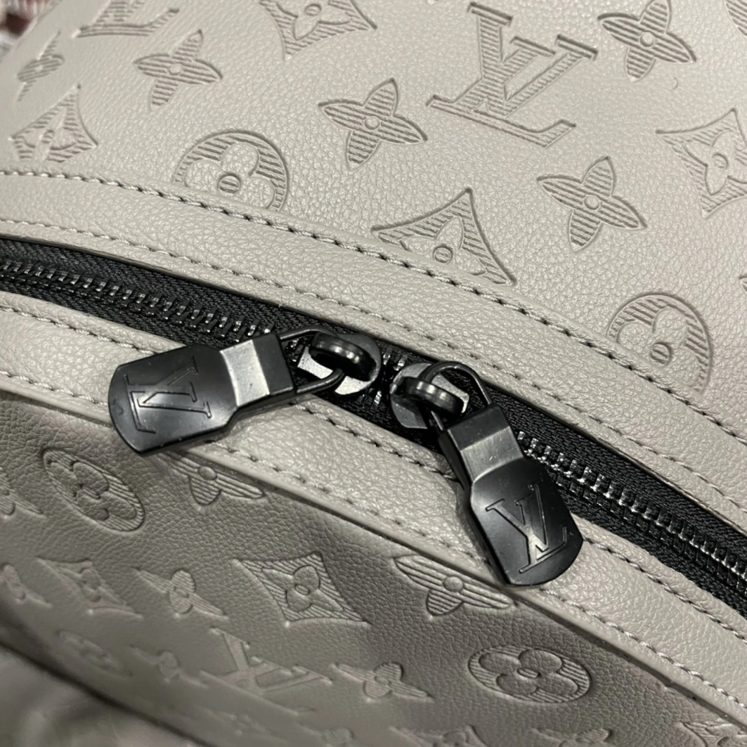 AllSeason 5932 Louis Vuitton AAA Quality Backpacks For Unisex - Image 6