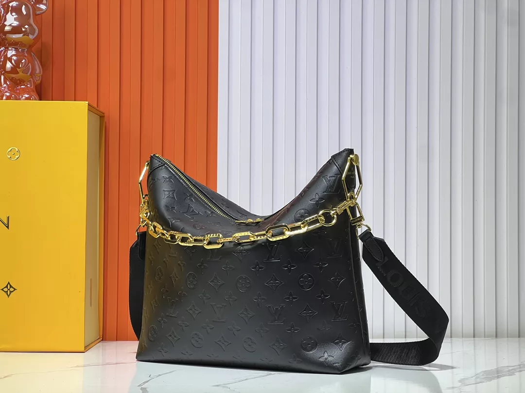 BestValue 5730 Louis Vuitton AAA Quality Messenger Bags For Women - Image 3