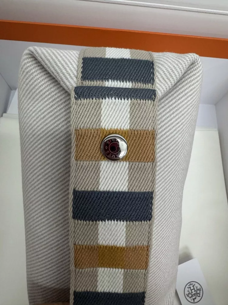 Bold 1619 Hermes AAA Quality Handbags For Women - Image 4