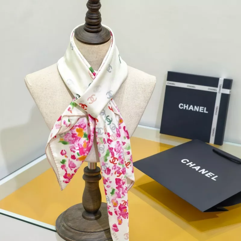 Bold 3024 Chanel Silk Squares - Image 6