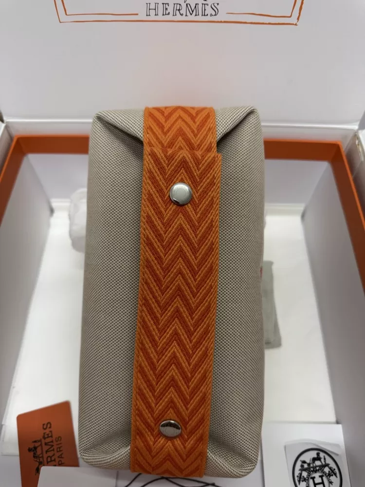 Bold 4189 Hermes AAA Quality Handbags For Women - Image 3