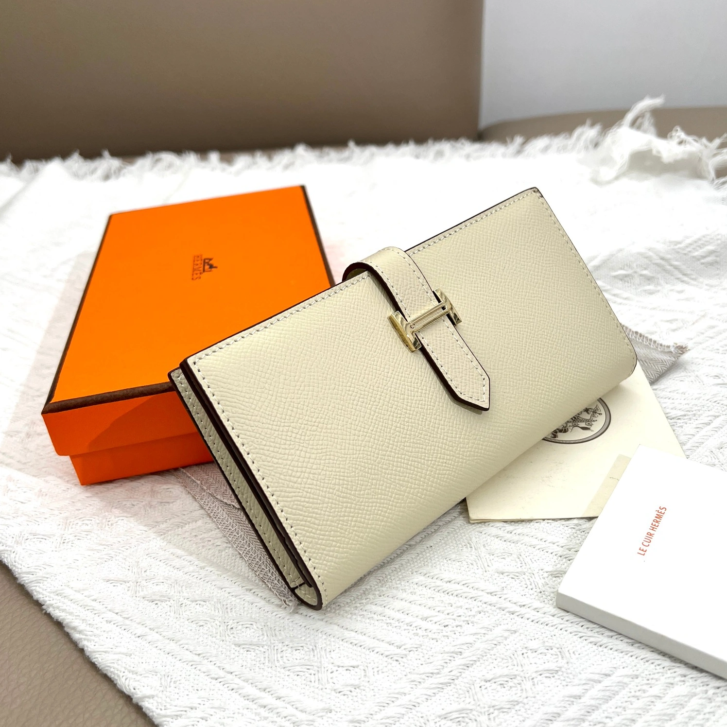 Bold 9190 Hermes AAA Quality Wallets