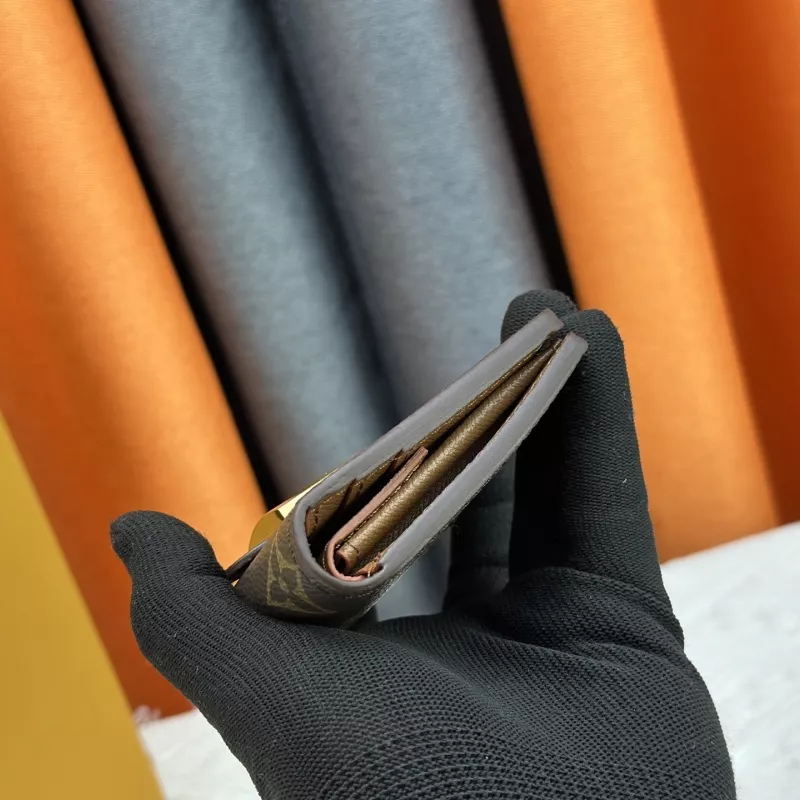 Breathable 4919 Louis Vuitton LV Card Case In Coffee - Image 4