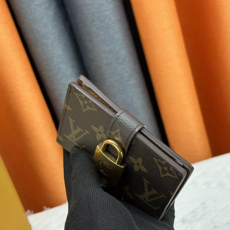 Breathable 4919 Louis Vuitton LV Card Case In Coffee - Image 5