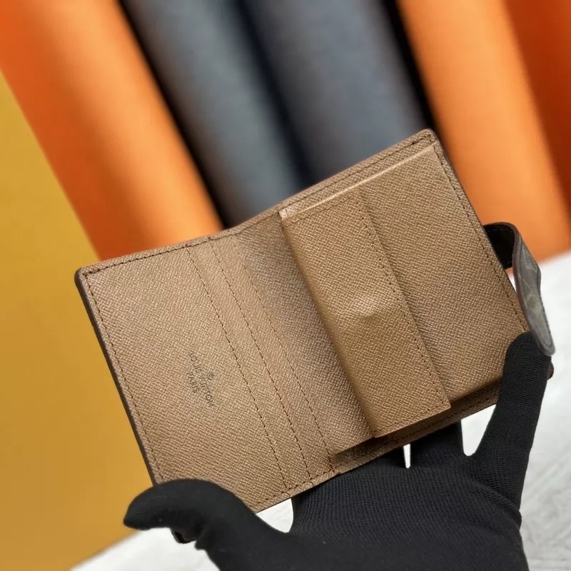 Breathable 4919 Louis Vuitton LV Card Case In Coffee - Image 6