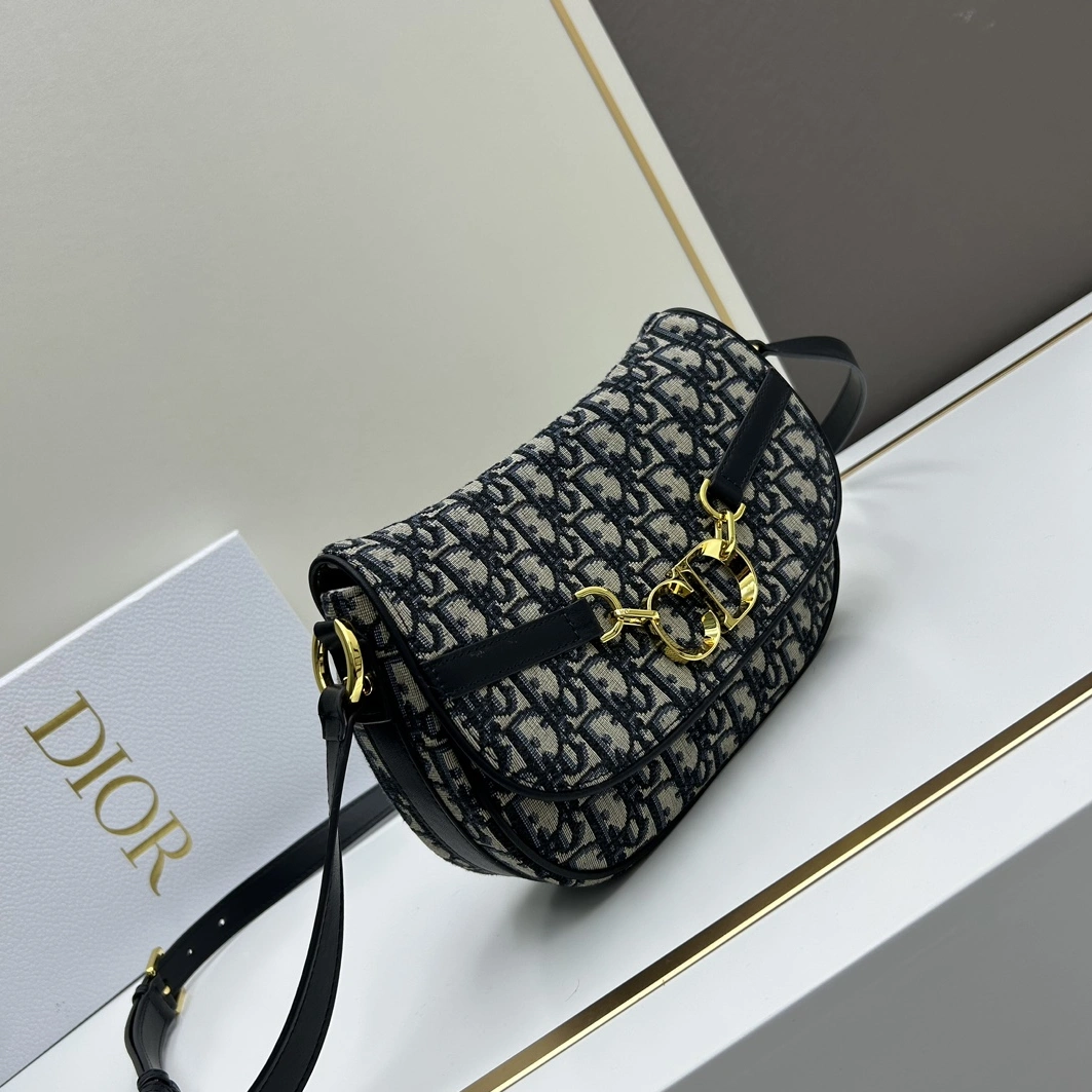 Breathable 9058 Christian Dior AAA Quality Messenger Bags For Women