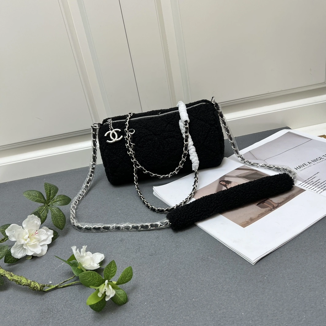 Chanel AAA Quality Messenger Bags For Women Bold 3375 - Image 4