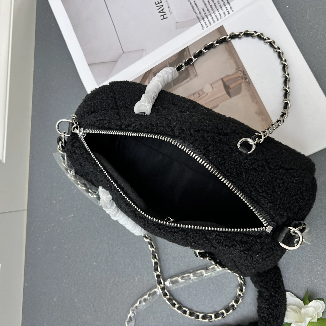 Chanel AAA Quality Messenger Bags For Women Bold 3375 - Image 7