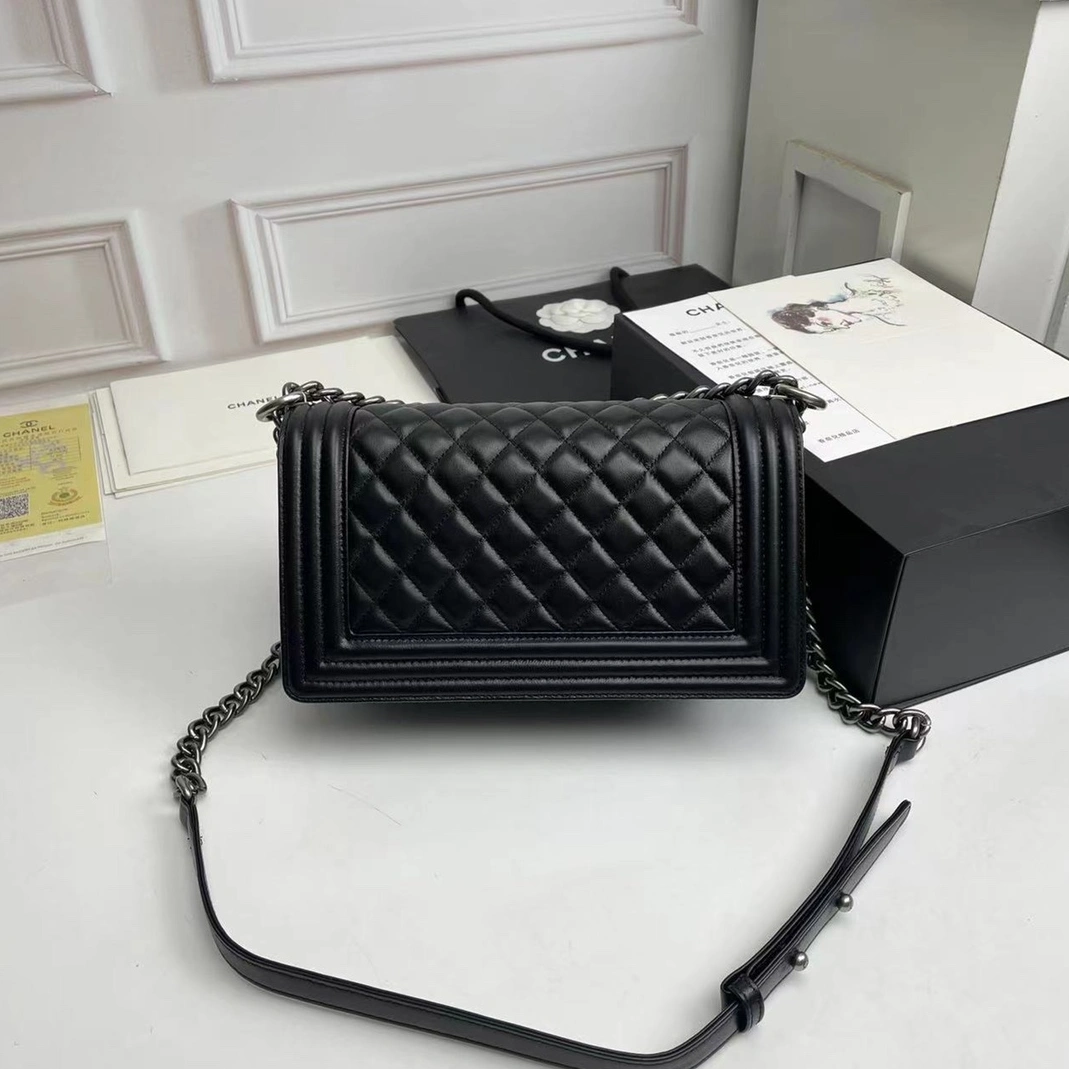 Chanel AAA Quality Messenger Bags For Women Breathable 3896 - Image 4