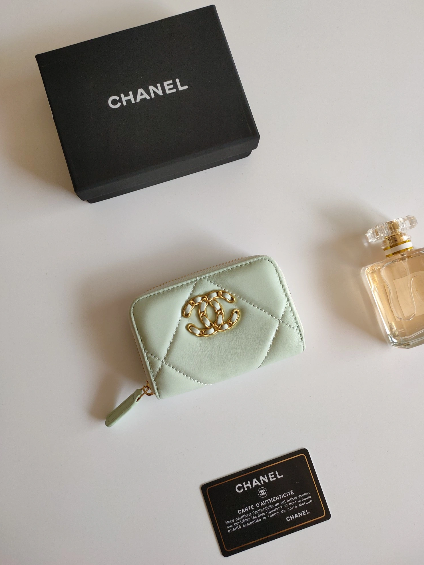 Chanel AAA Quality Wallets Resilient 3618