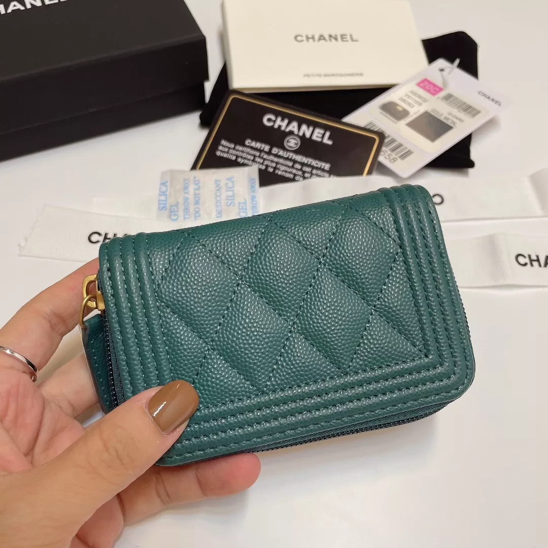 Chanel Card Case Cozy 8107 - Image 3