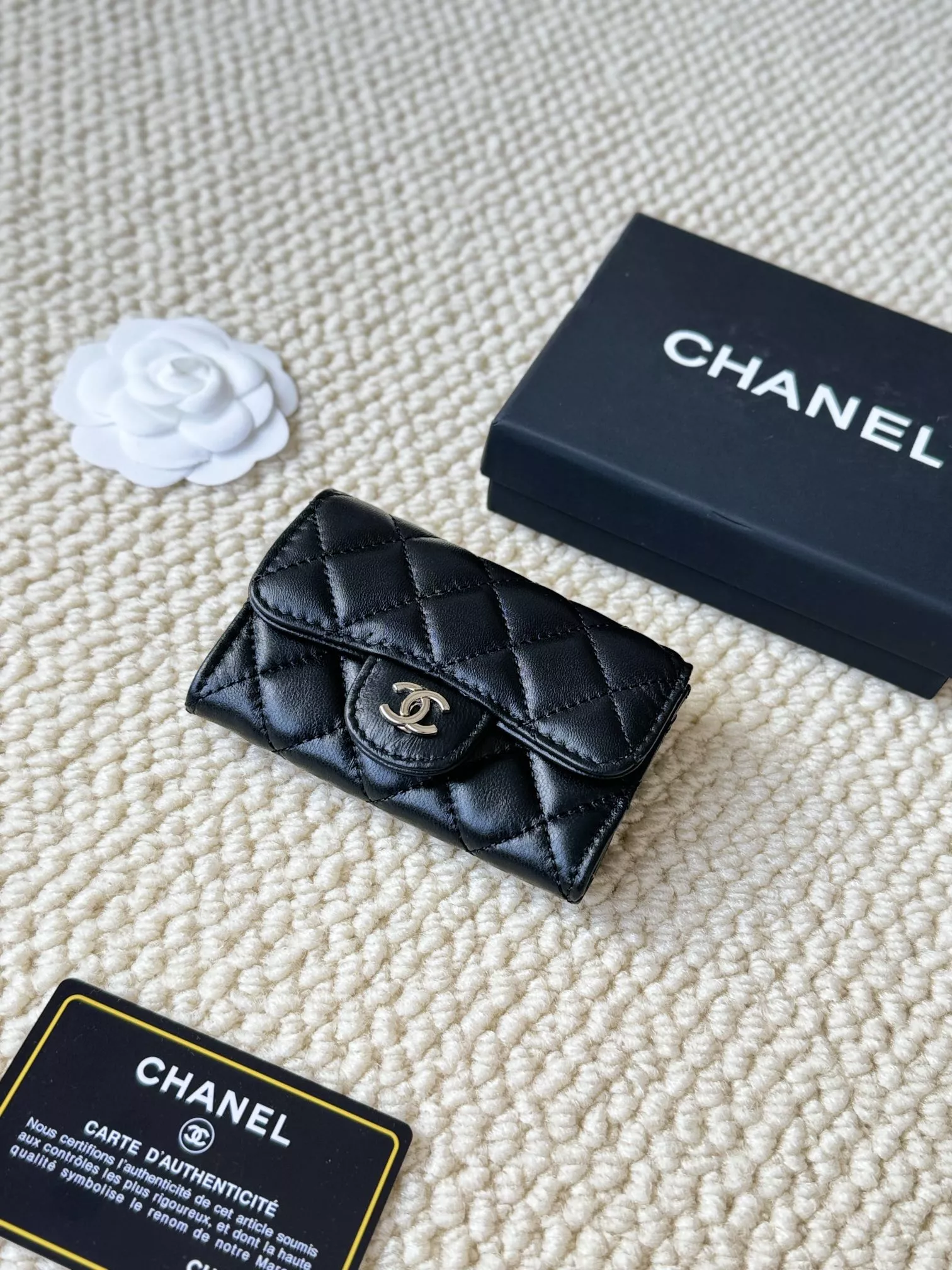 Chanel Card Case Versatile 2057 - Image 3