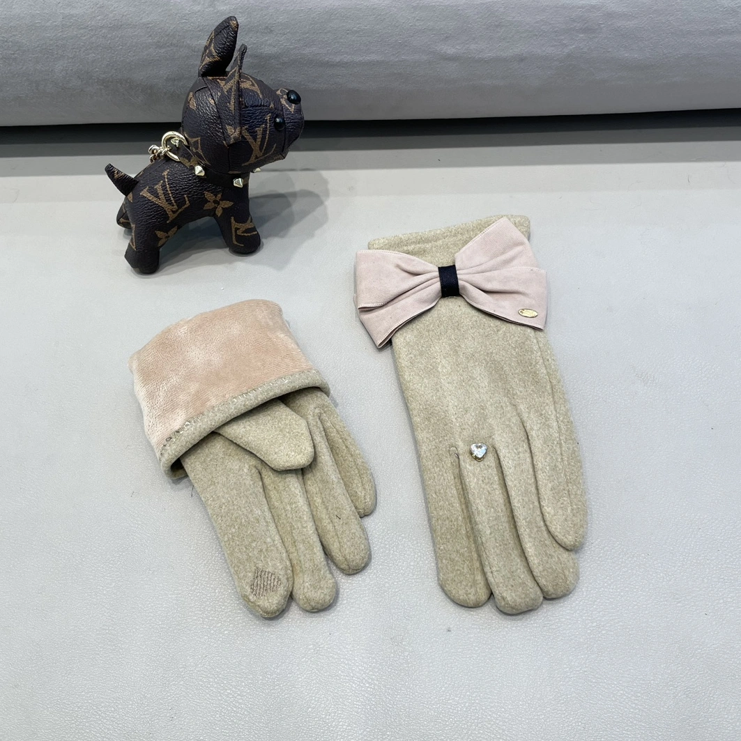 Chanel Gloves Breathable 4352