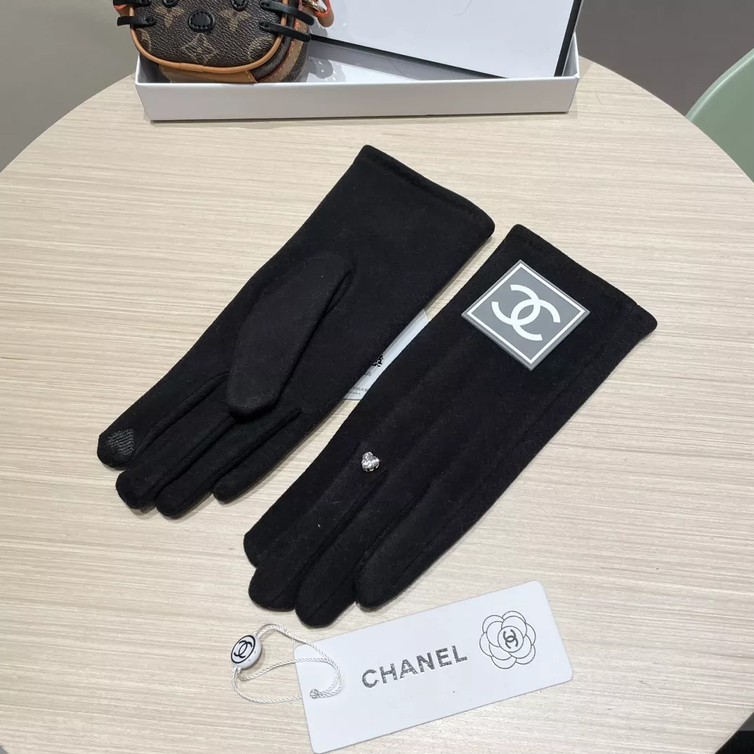 Chanel Gloves Resilient 2934