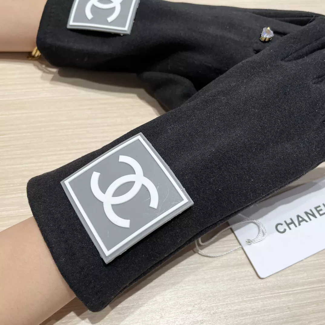 Chanel Gloves Resilient 2934 - Image 6