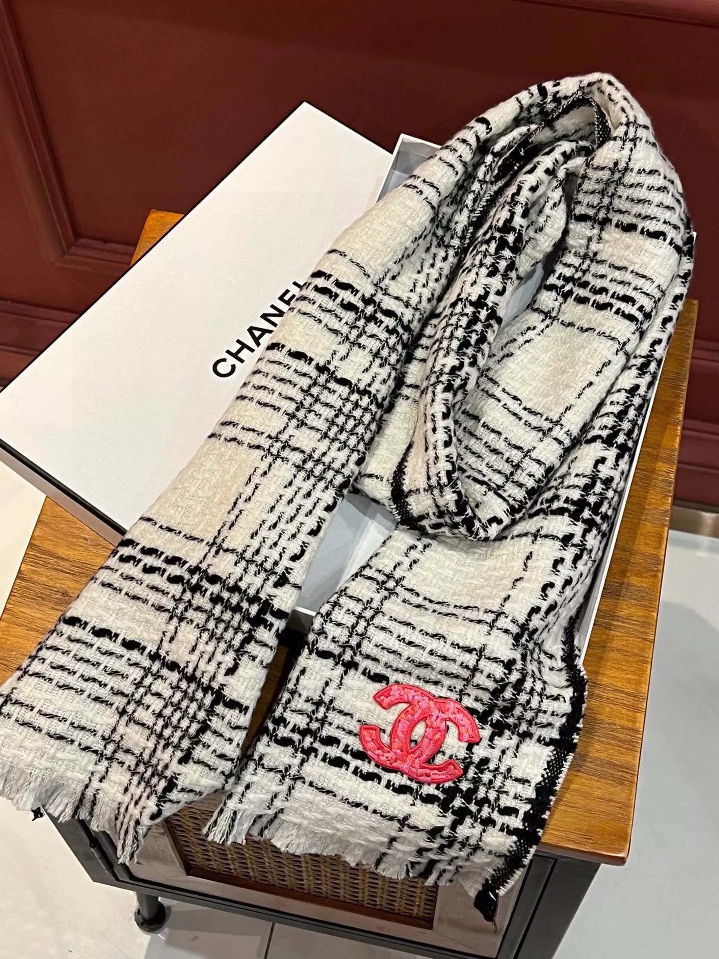 Chanel Scarves For Women Flexible 5986 - Image 5