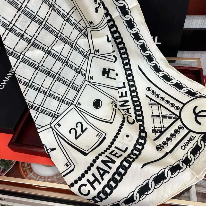 Chanel Silk Squares Popular 7591 - Image 5