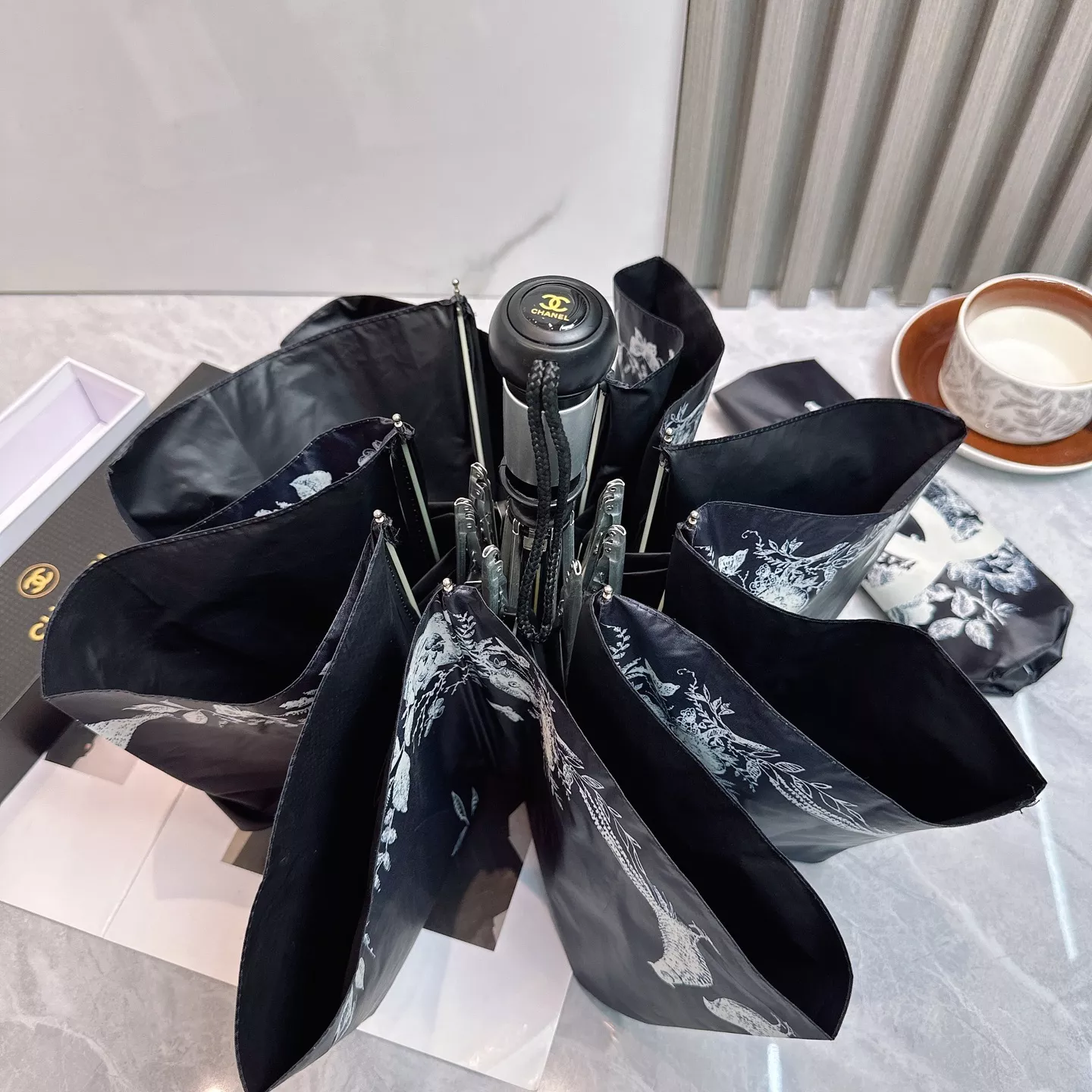 Chanel Umbrellas Functional 3737 - Image 6