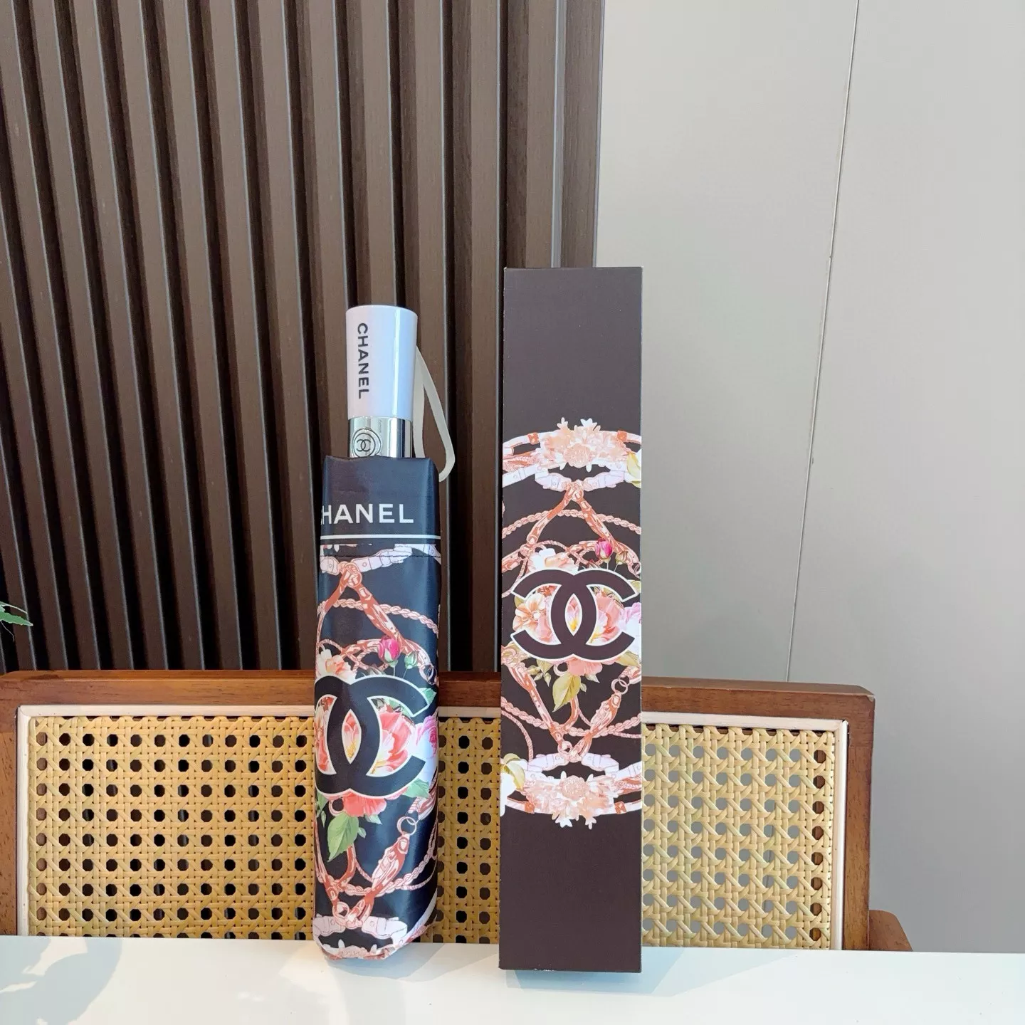 Chanel Umbrellas Functional 9872 - Image 3