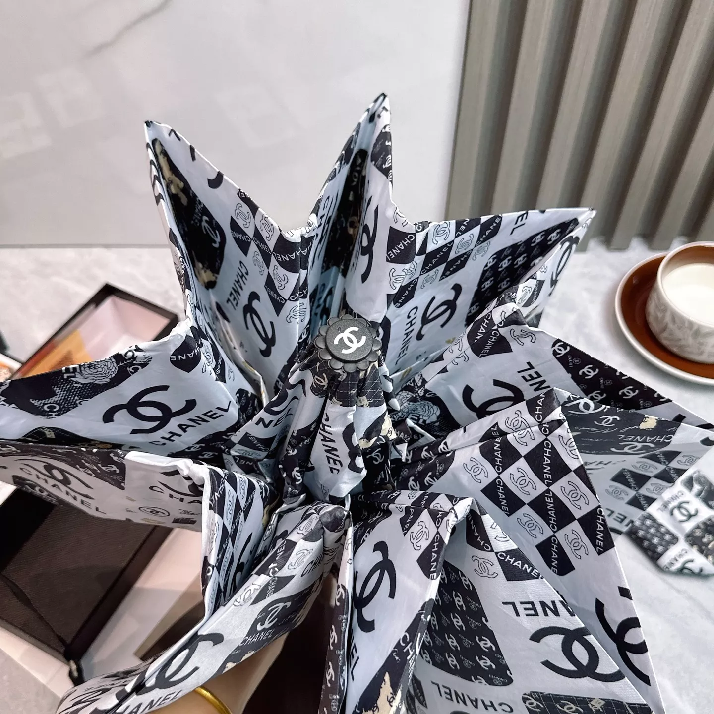 Chanel Umbrellas Stylish 7010 - Image 5