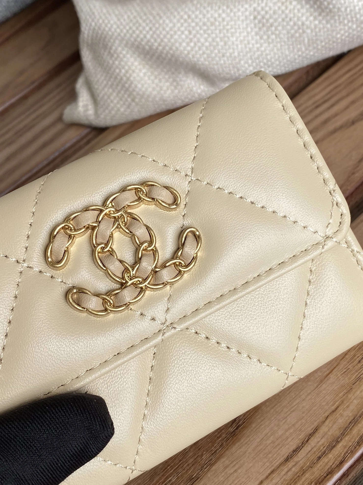 Chanel Wallets Breathable 7102 - Image 6