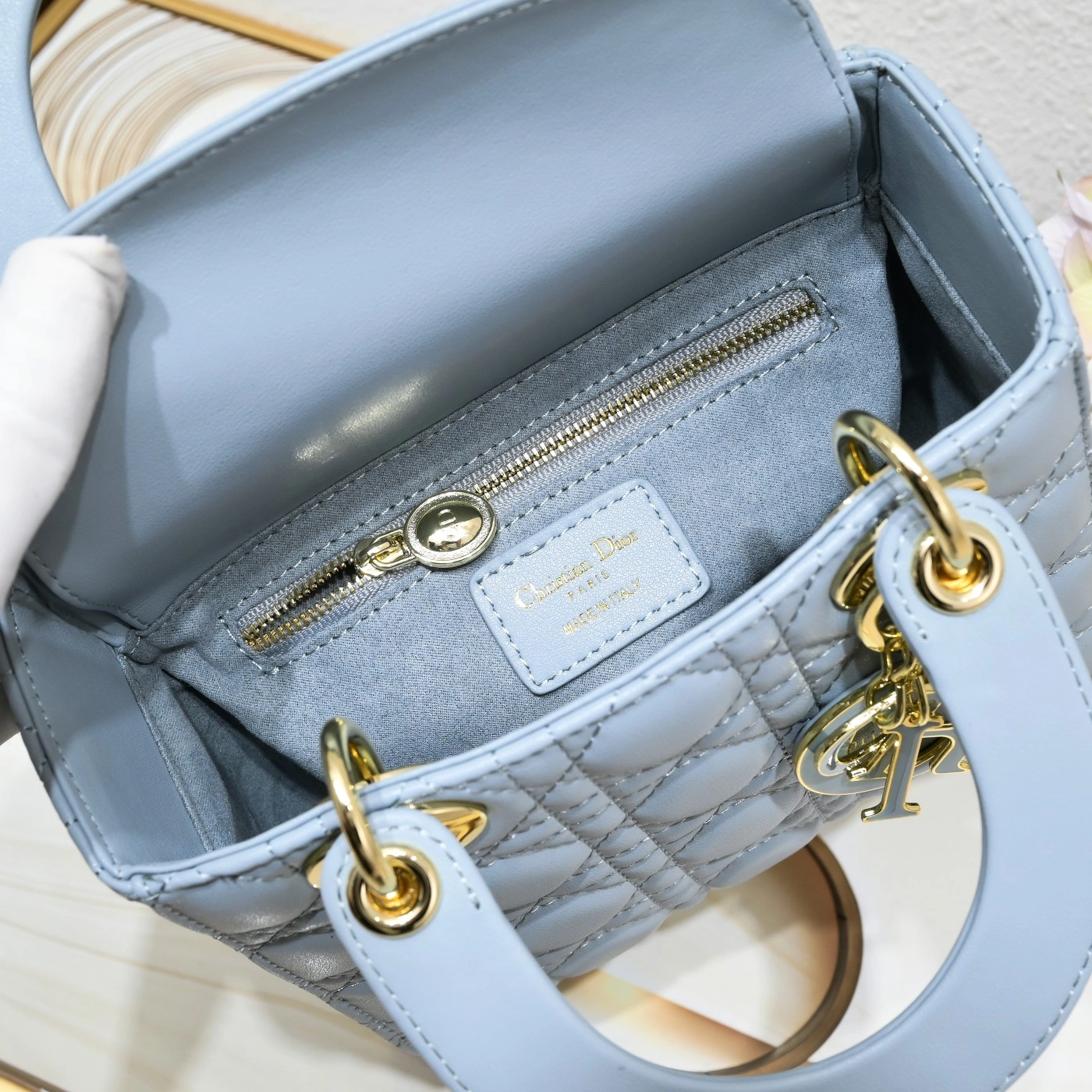 Christian Dior AAA Handbags For Women Vibrant 4211 - Image 8