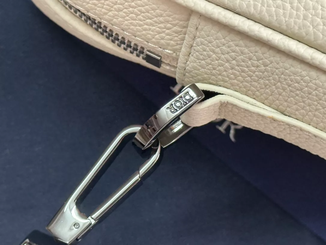 Christian Dior AAA Man Handbags Soft 3636 - Image 7