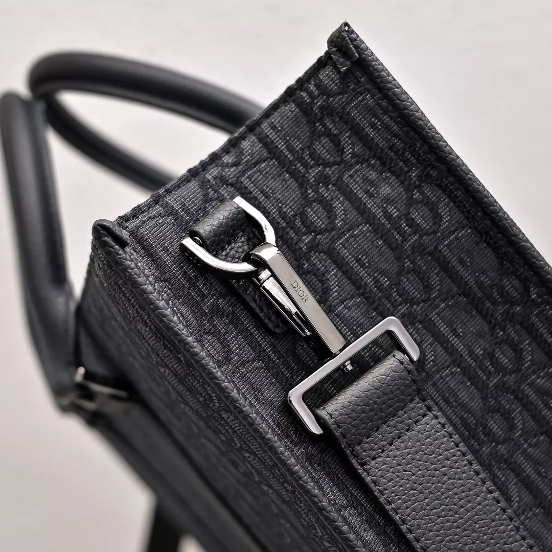 Christian Dior AAA Man Handbags Trendy 1402 - Image 6
