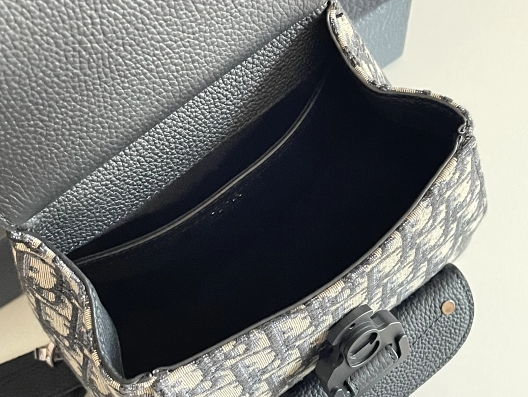 Christian Dior AAA Man Messenger Bags Reliable 7188 - Image 8