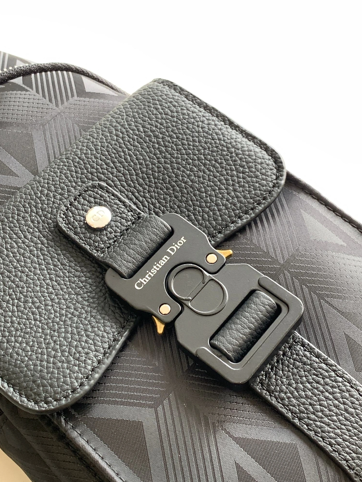 Christian Dior AAA Man Messenger Bags SportInspired 9943 - Image 5