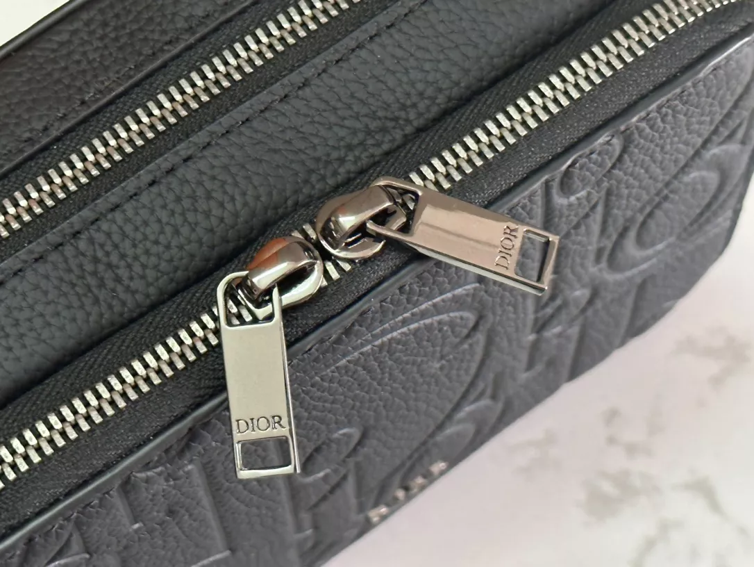 Christian Dior AAA Man Messenger Bags Timeless 2777 - Image 5