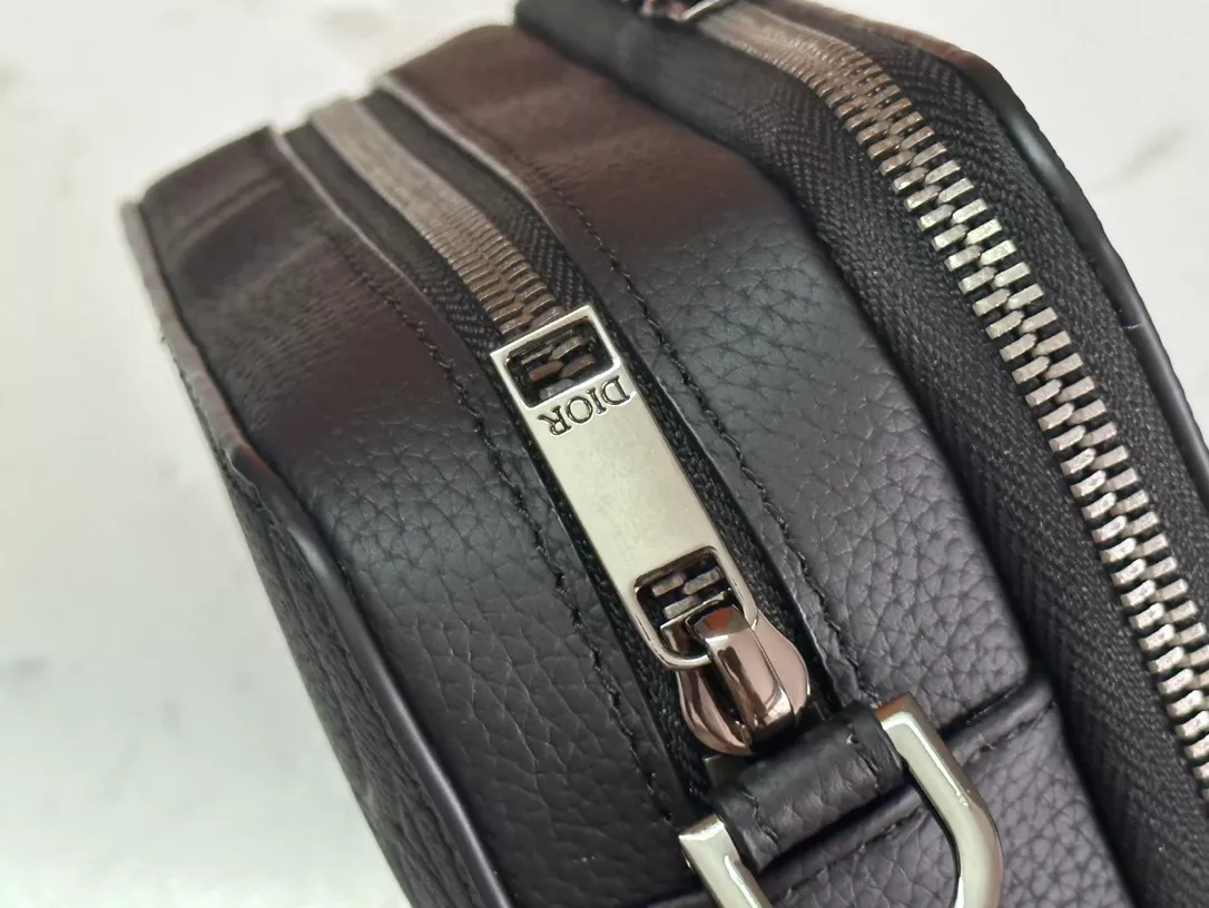 Christian Dior AAA Man Messenger Bags Timeless 2777 - Image 7
