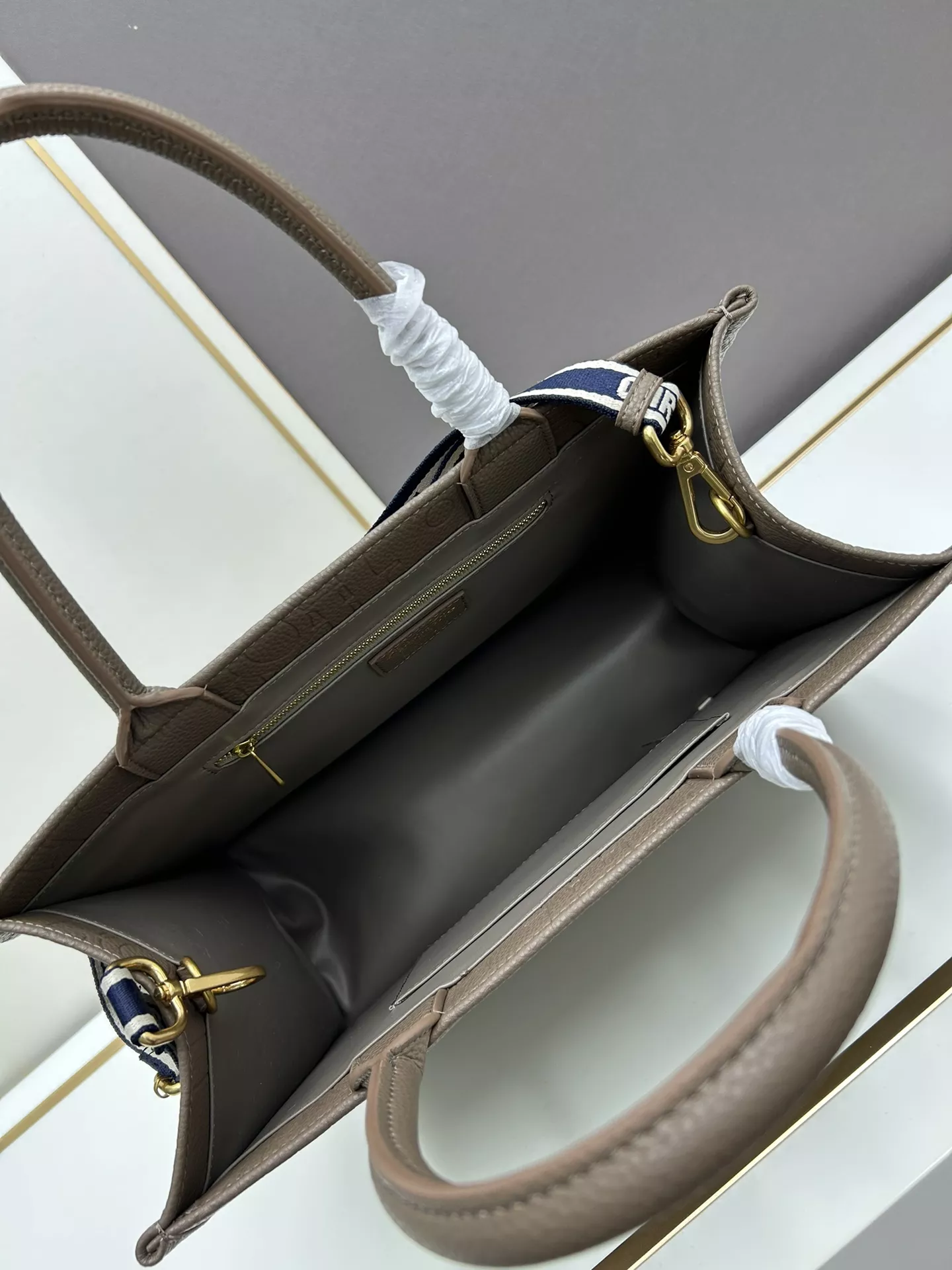 Christian Dior AAA Quality Handbags For Women Soft 5453 - Image 7