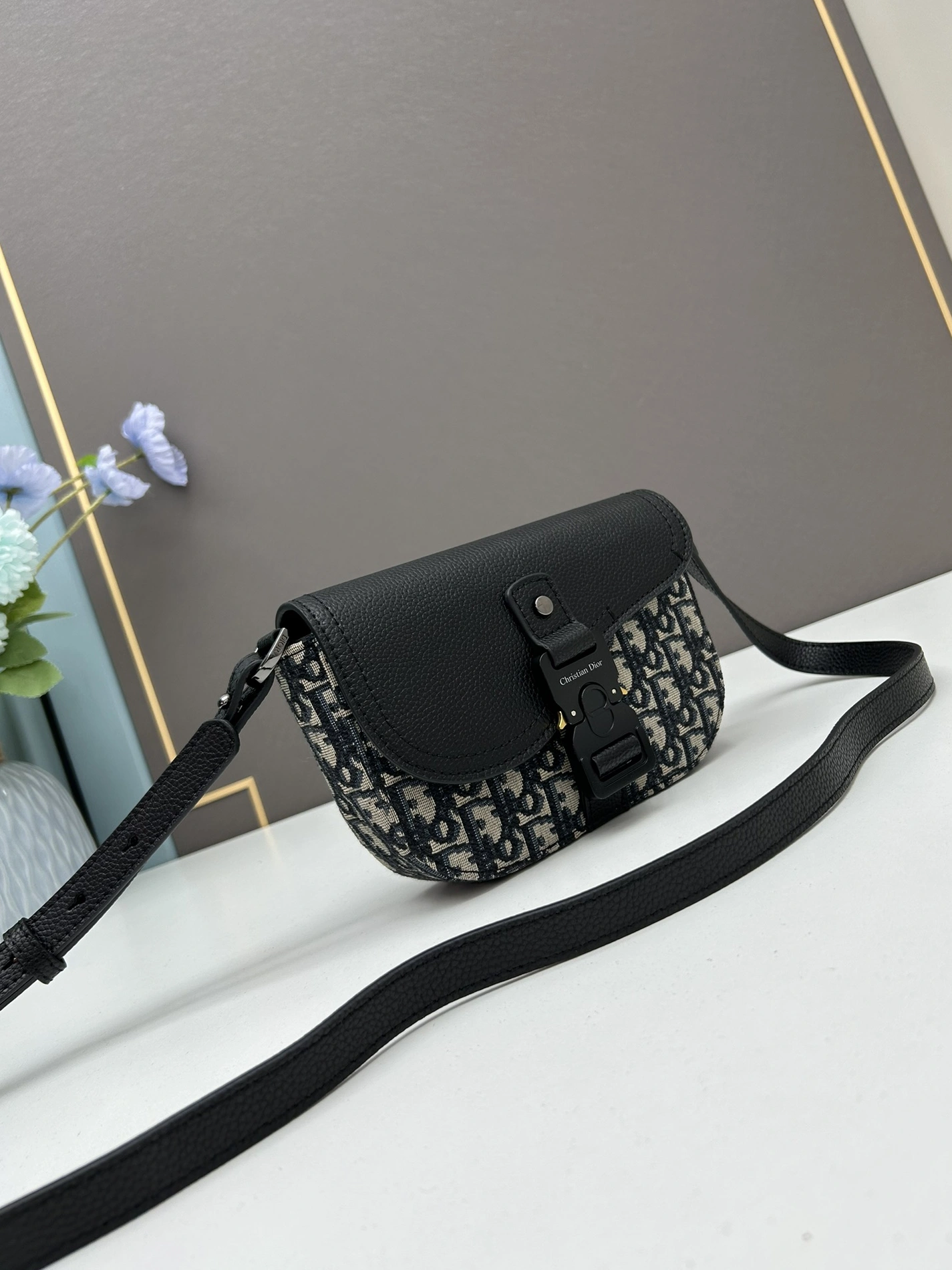 Christian Dior AAA Quality Messenger Bags For Unisex EyeCatching 7947