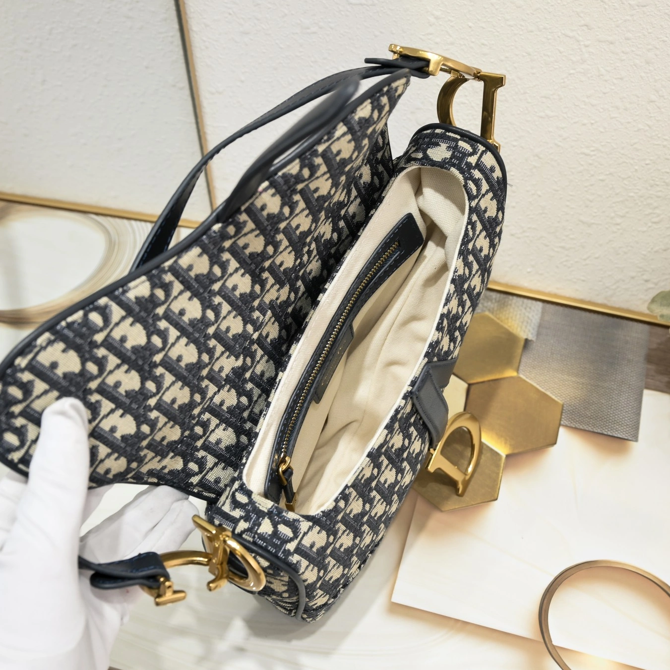 Christian Dior AAA Quality Messenger Bags For Women Breathable 3636 - Image 6