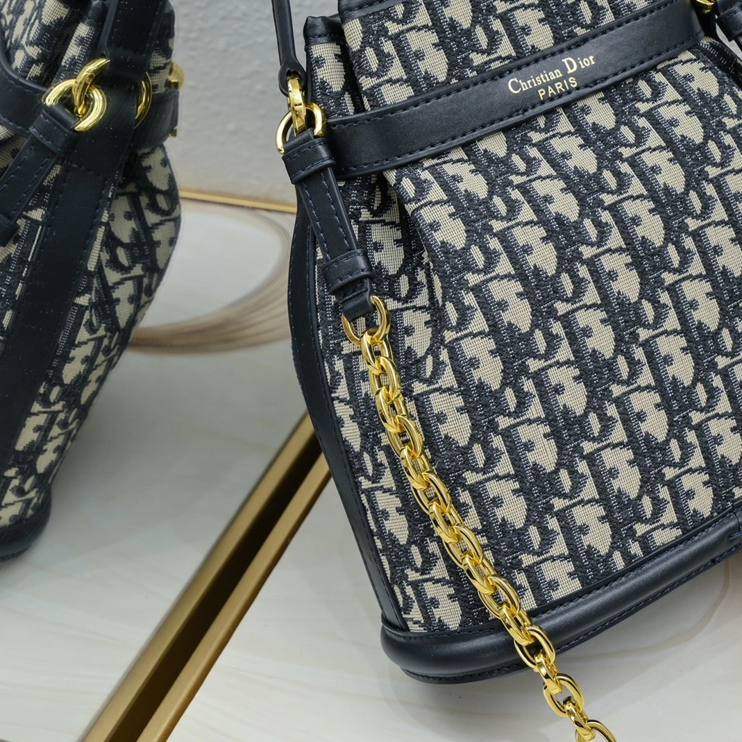 Christian Dior AAA Quality Messenger Bags For Women Reliable 7991 - Image 6