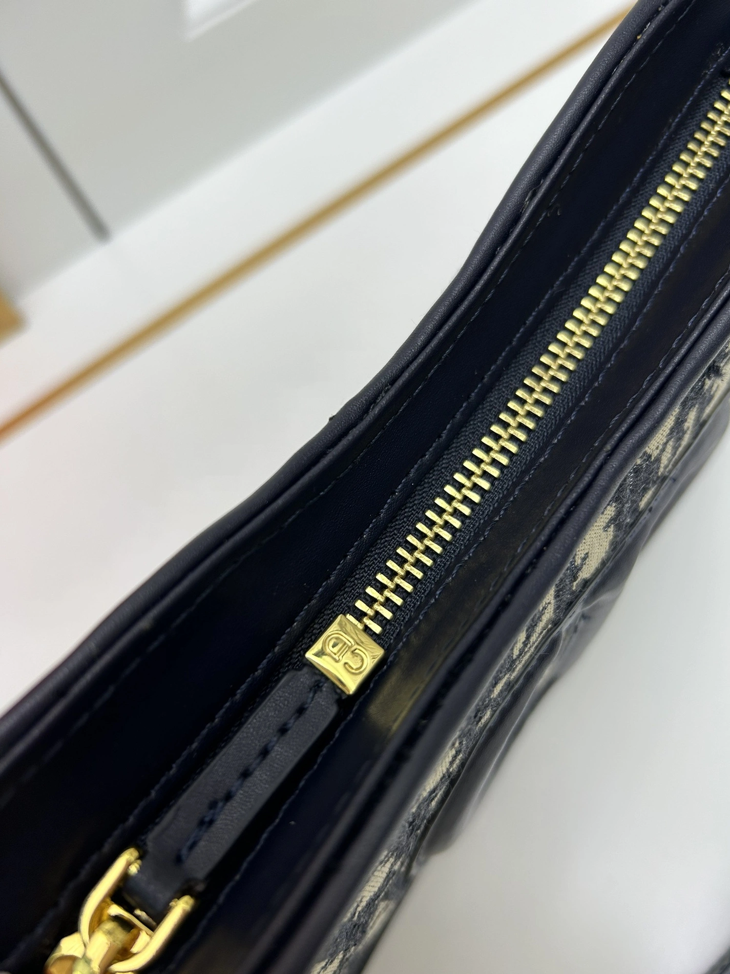 Christian Dior AAA Quality Shoulder Bags For Women Breathable 4257 - Image 7