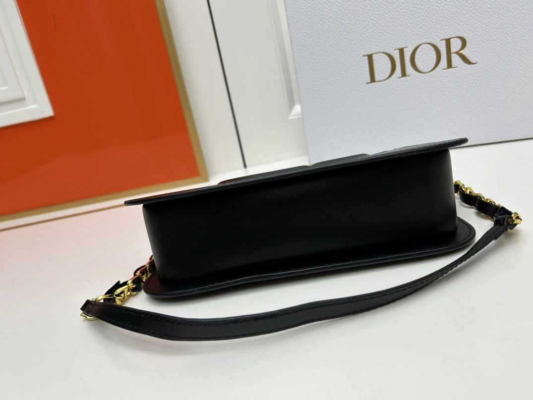 Christian Dior AAA Quality Shoulder Bags For Women Flexible 5405 - Image 6