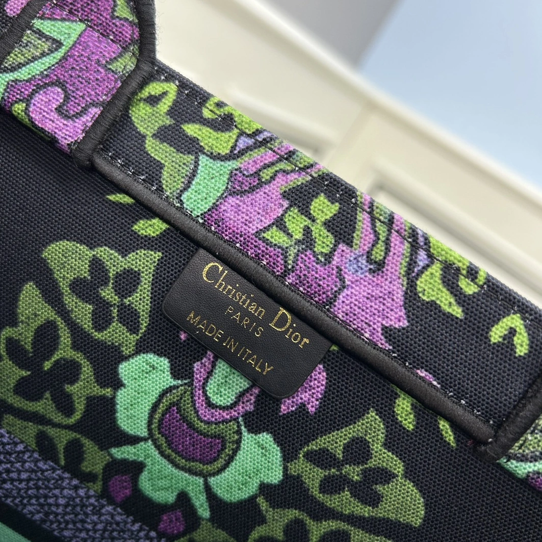 Christian Dior AAA Quality Tote-Handbags For Women Elegant 253 - Image 7