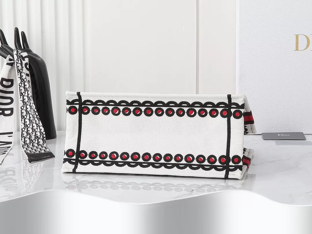 Christian Dior AAA Quality Tote-Handbags For Women Reliable 3903 - Image 7