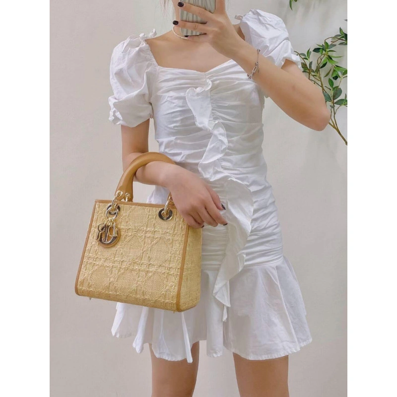 Interior Christian Dior Medium Lady Dior Bag in Natural Cannage Raffia - Image 3