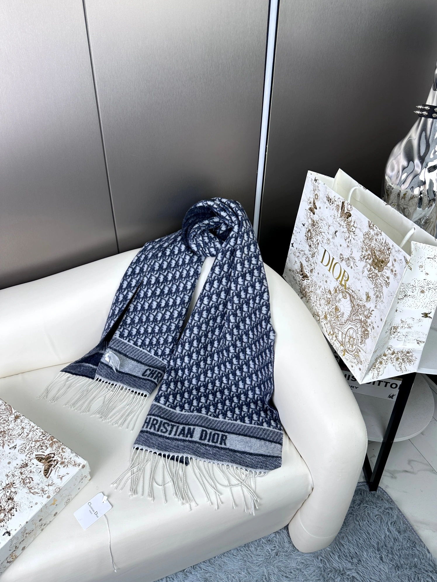 Christian Dior Scarf DailyWear 4386 - Image 3