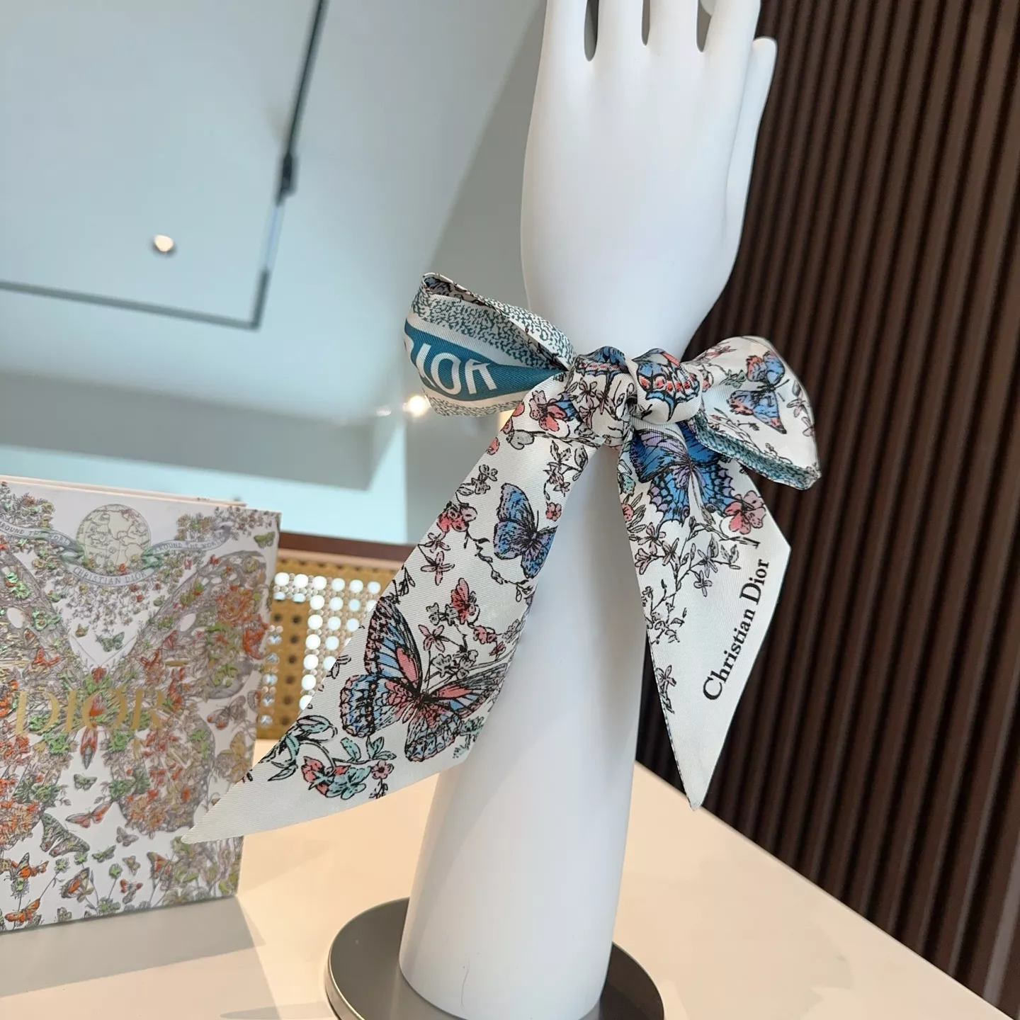 Christian Dior Silk Scarf Comfortable 9441